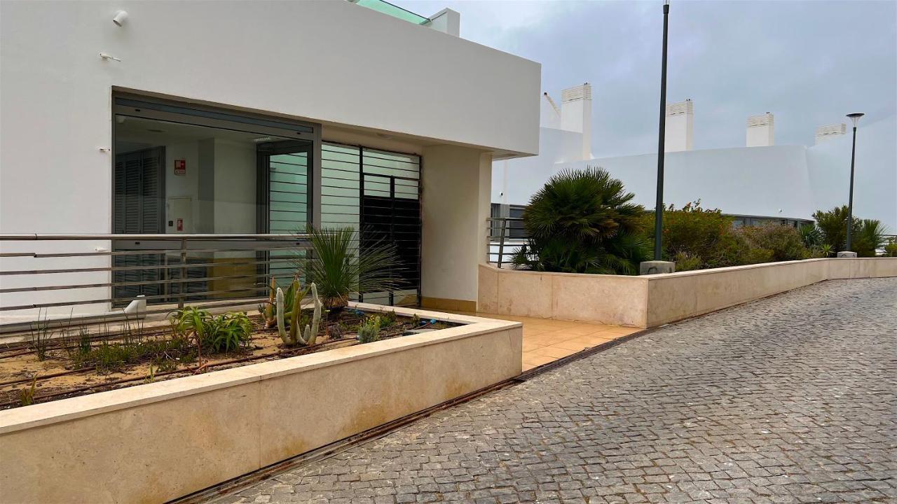 Sea Breeze Apartment Sesimbra Exterior photo